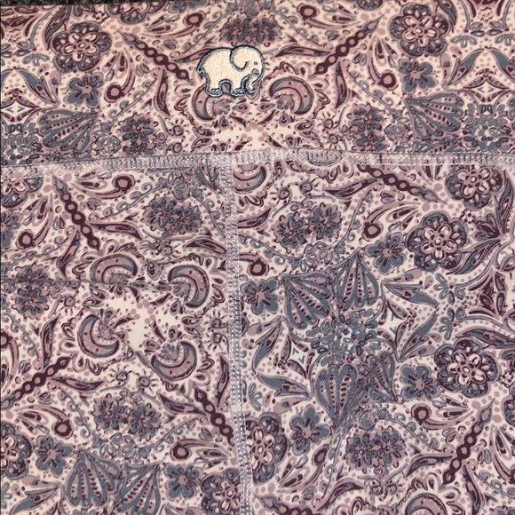 Ivory Ella Leggings - Picture 3 of 3